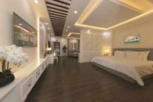 LUXURY SUITE